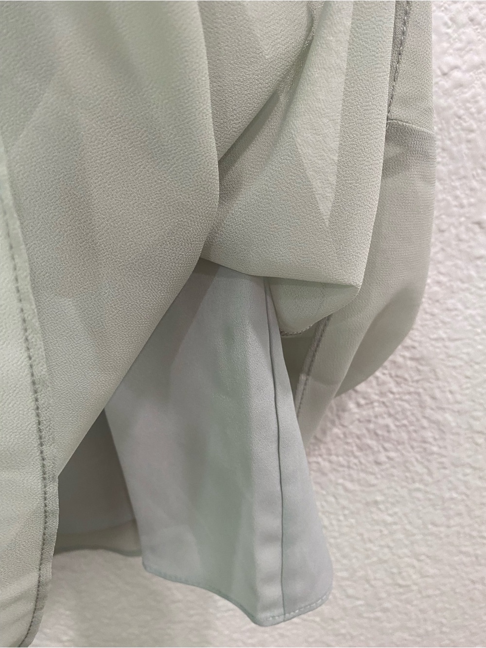 BCBGeneration Dress Women’s M Sage Green Chiffon Shift Summer Wedding Guest - Picture 3 of 7